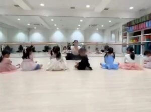 三鷹でリトミック教室に通おうキラキラ音楽教室